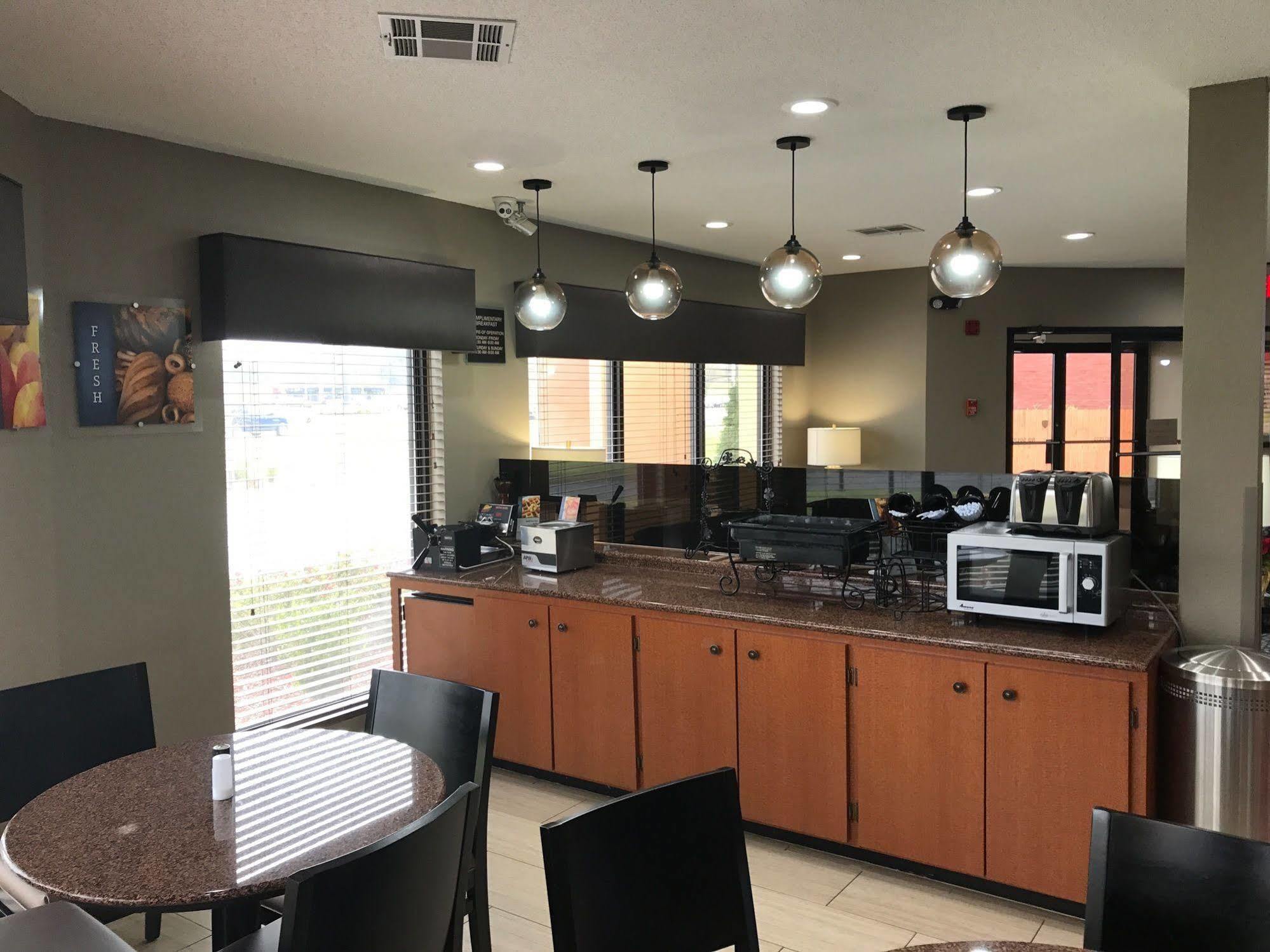 Best Western Airport Inn Pearl Extérieur photo