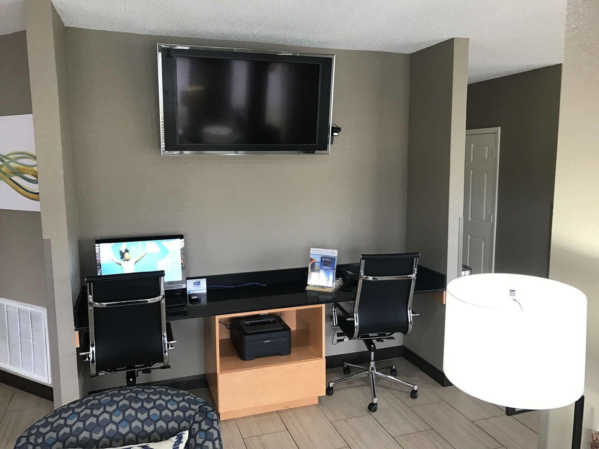 Best Western Airport Inn Pearl Extérieur photo